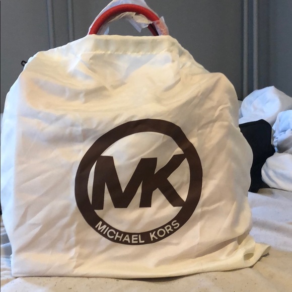 Michael kors hang bag